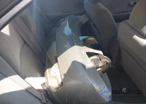 2004 Kia Optima Lx from USA, damaged, VIN KNAGD126845321753